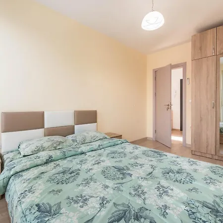 Apartment Maxy - 2br & Parking
