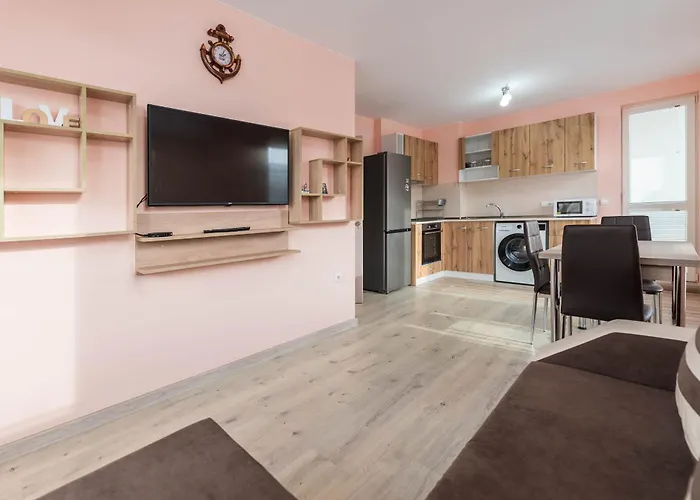 Maxy - 2bedroom & Parking דירה *