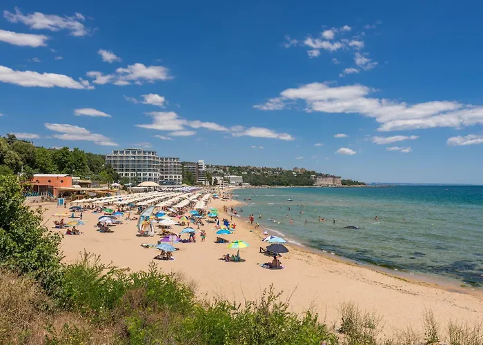 Maxy - 2bedroom & Parking Apartment *